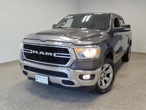 Granite Crystal Metallic Clearcoat 2019 RAM 1500 Big Horn