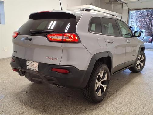 2018 Jeep Cherokee Trailhawk