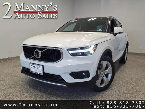 Ice White 2020 Volvo XC40 T5 Momentum