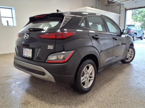 2023 Hyundai KONA SE