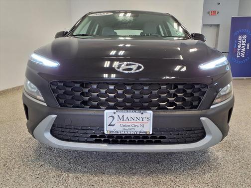 2023 Hyundai KONA SE