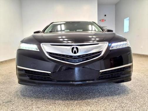2017 Acura TLX w/Technology Package