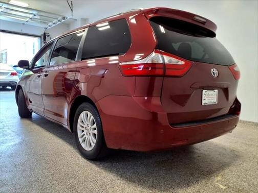 2015 Toyota Sienna XLE Premium