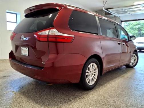 2015 Toyota Sienna XLE Premium