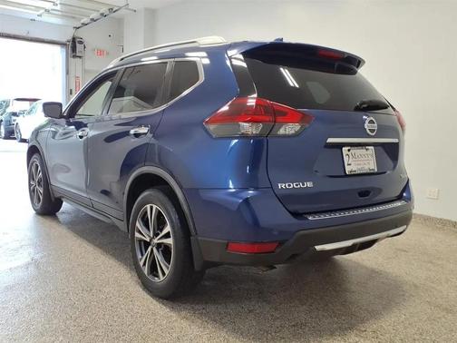 CASPIAN BLUE METALLIC 2019 Nissan Rogue SV