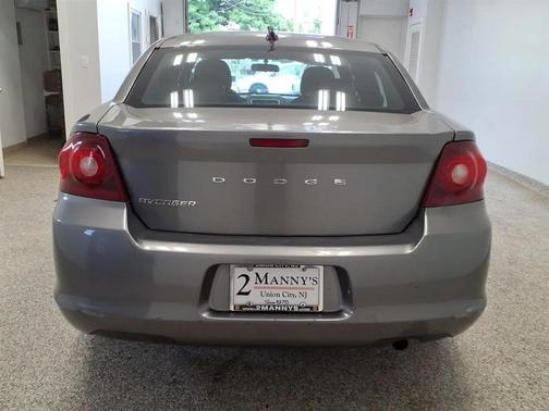Black Clearcoat 2013 Dodge Avenger SE