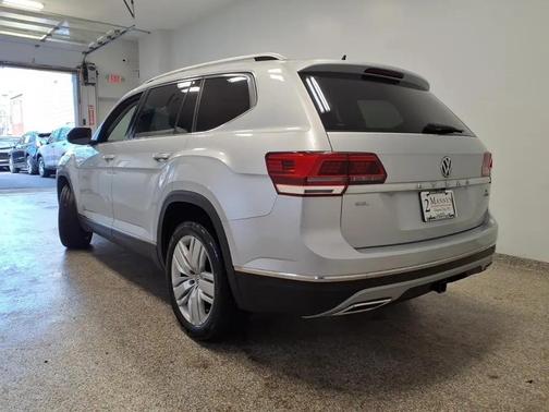 2018 Volkswagen Atlas 3.6L SEL Premium