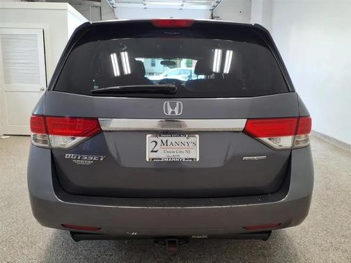 GRY 2016 Honda Odyssey SE