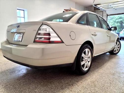 2008 Ford Taurus SEL