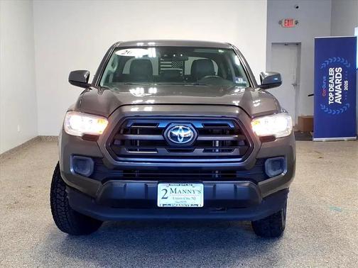 2019 Toyota Tacoma SR