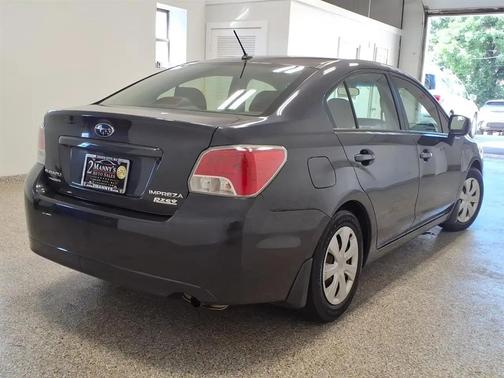 GRY 2014 Subaru Impreza 2.0i
