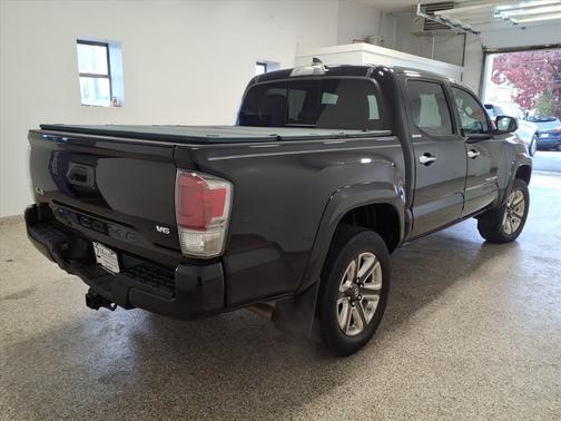 2017 Toyota Tacoma Limited