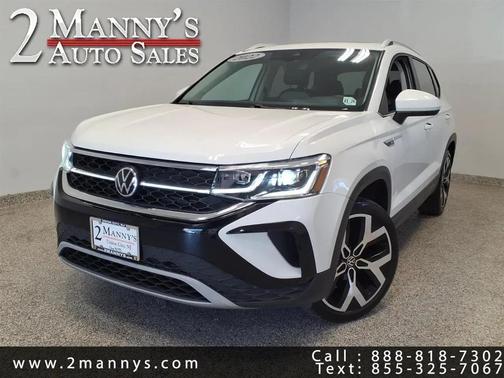 PURE WHITE 2022 Volkswagen Taos 1.5T SEL