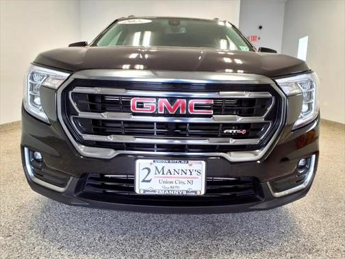 2022 GMC Terrain AT4