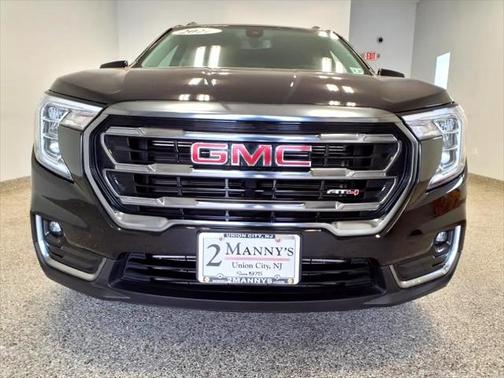 2022 GMC Terrain AT4