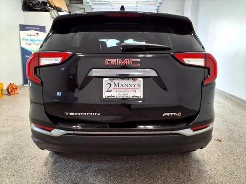 2022 GMC Terrain AT4