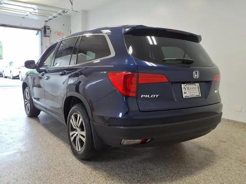 BLU 2017 Honda Pilot EX-L