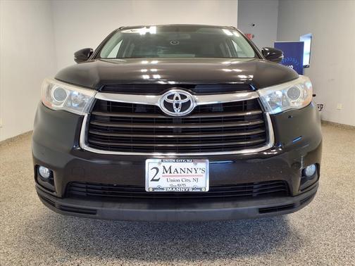2016 Toyota Highlander LE