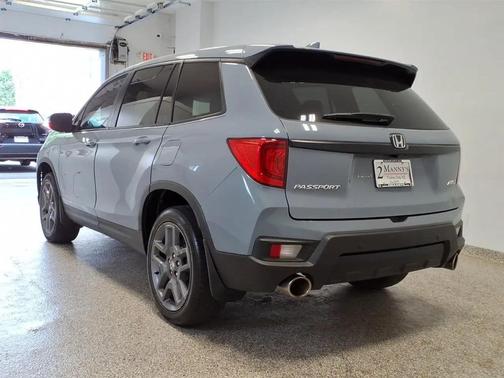 SONIC GRAY PEARL 2023 Honda Passport EX-L
