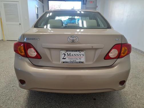 2009 Toyota Corolla LE