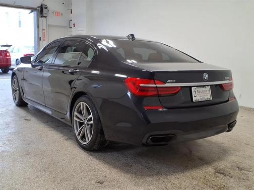 2019 BMW 750 i xDrive
