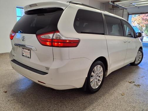 2016 Toyota Sienna Limited