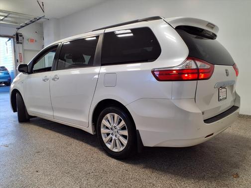2016 Toyota Sienna Limited