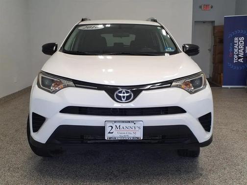 Super White 2016 Toyota RAV4 LE