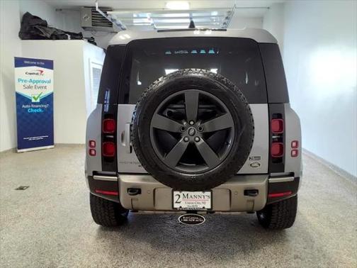 2021 Land Rover Defender 90 X-Dynamic S
