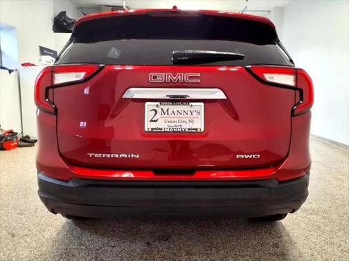 2022 GMC Terrain SLE