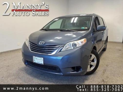 2017 Toyota Sienna LE