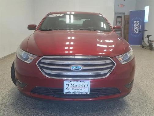 Ruby Red Metallic Tinted Clearcoat 2014 Ford Taurus SEL