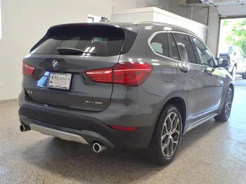 Mineral Gray Metallic 2021 BMW X1 xDrive28i