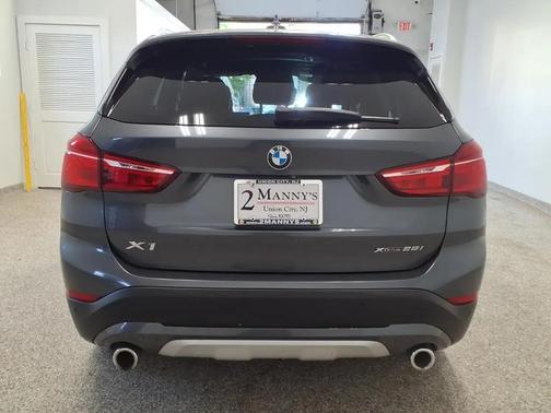 Mineral Gray Metallic 2021 BMW X1 xDrive28i