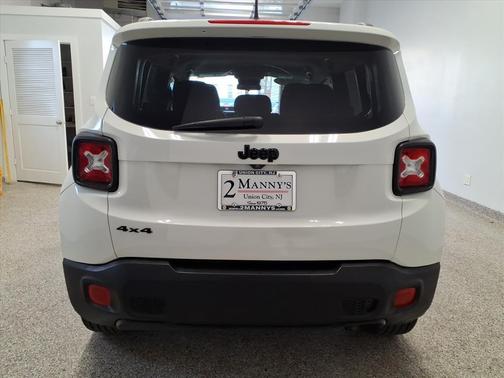 2017 Jeep Renegade Altitude