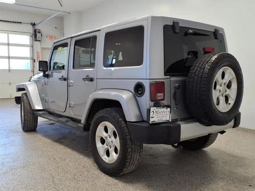 2013 Jeep Wrangler Unlimited Sahara