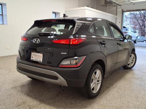 2023 Hyundai KONA SE