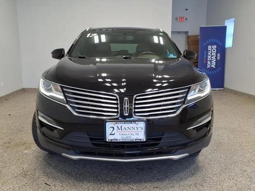 BLK 2017 Lincoln MKC Reserve