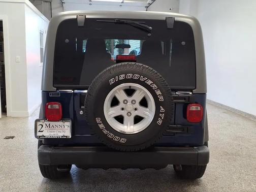 BLU 2005 Jeep Wrangler Sport
