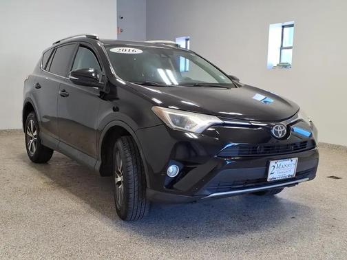 2016 Toyota RAV4 XLE