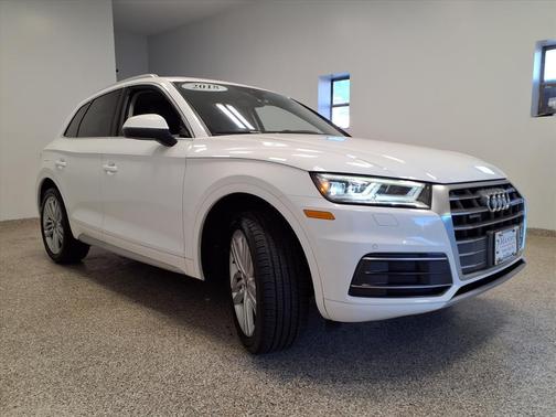 2018 Audi Q5 2.0T Premium Plus