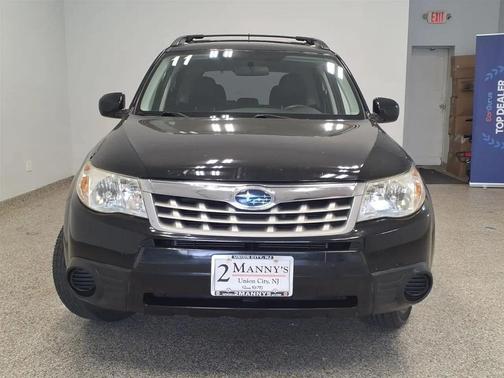 GRY 2011 Subaru Forester 2.5 X