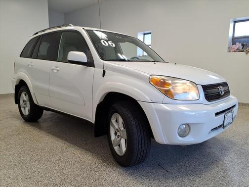 2005 Toyota RAV4 Base