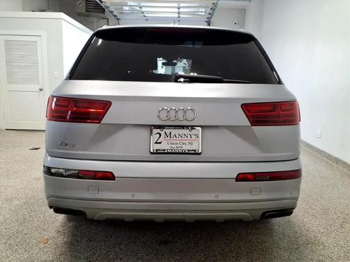 2019 Audi Q7 45 Premium Plus