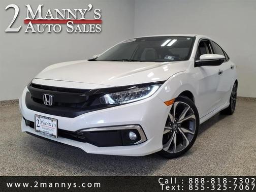 WHI 2019 Honda Civic Touring