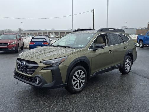 2025 Subaru Outback Premium