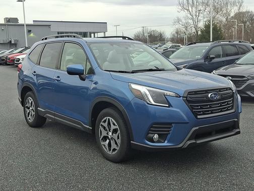 2023 Subaru Forester Premium