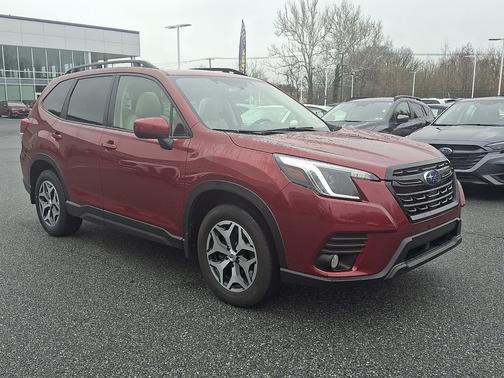 2023 Subaru Forester Premium