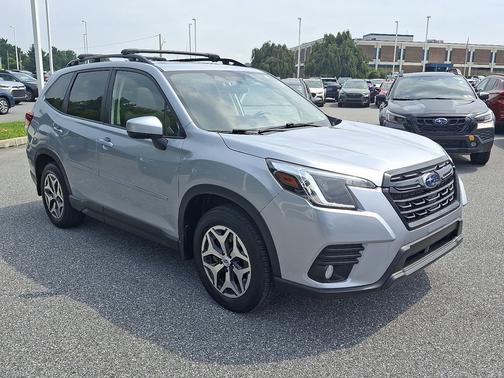 2022 Subaru Forester Premium