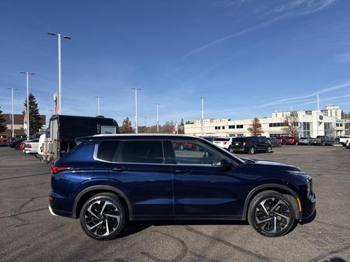 2022 Mitsubishi Outlander SEL